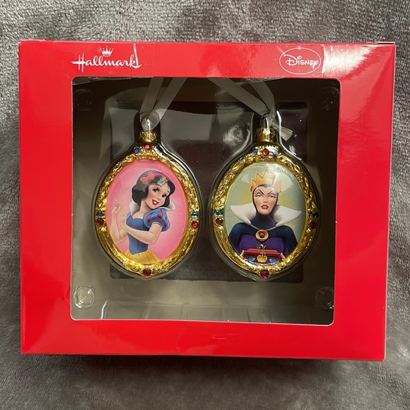 Hallmark Disney Blown Glass Snow White & Evil Queen Christmas Tree Ornaments - Picture 4 of 6